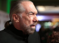 Úspech nie je o peniazoch, tvrdia miliardári J. Paul Dejoria a Richard Branson Miliardár Paul DeJoria