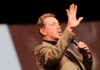 Miliardár Larry Ellison