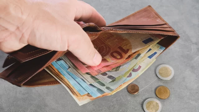 Investovanie s nízkym kapitálom. Zdroj: freepik.com Investovanie s nízkym kapitálom