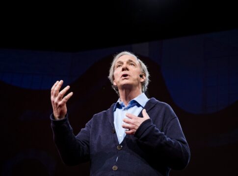 Z finančného dna k miliardám: Ray Dalio si z jednej veľkej chyby odniesol 2 zásadné lekcie